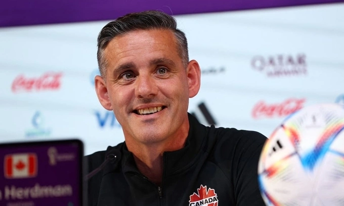 Indonesia nombró al experimentado entrenador mundialista John Herdman