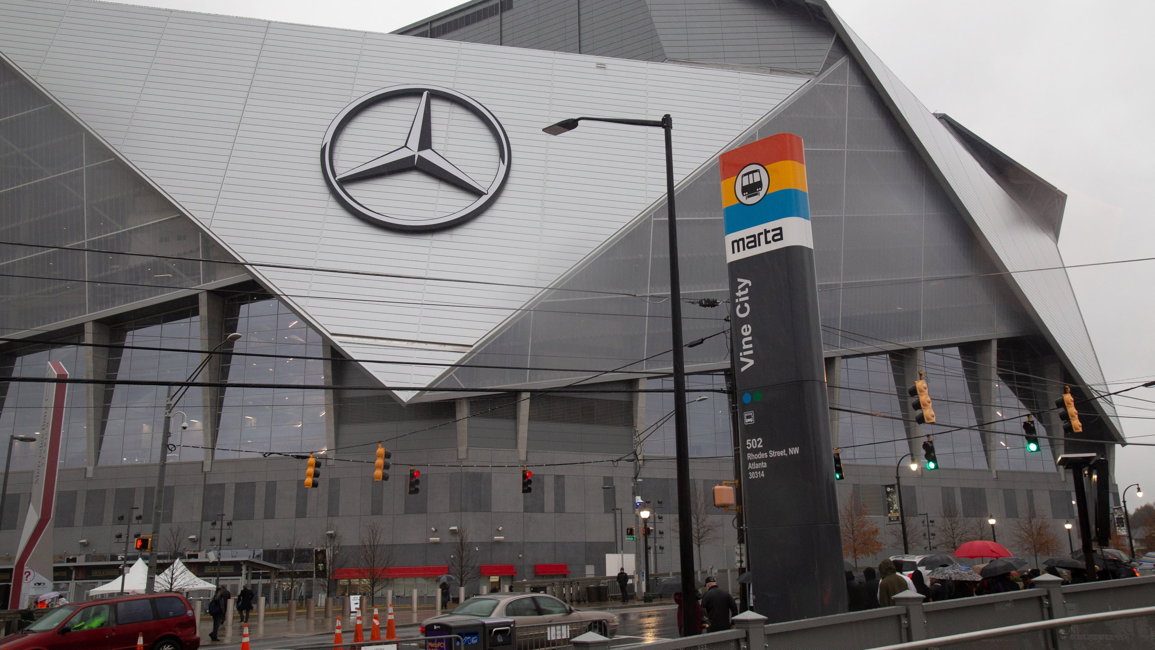 MARTA ha tenido un buen desempeño en eventos recientes en el Estadio Mercedes-Benz, incluido el Juego de Campeonato de la MLS en diciembre. El desempeño de MARTA durante el próximo Super Bowl podría afectar su reputación en medio de un creciente impulso para expandir el tránsito en toda la región. (Steve Schaefer/Especial para el AJC)